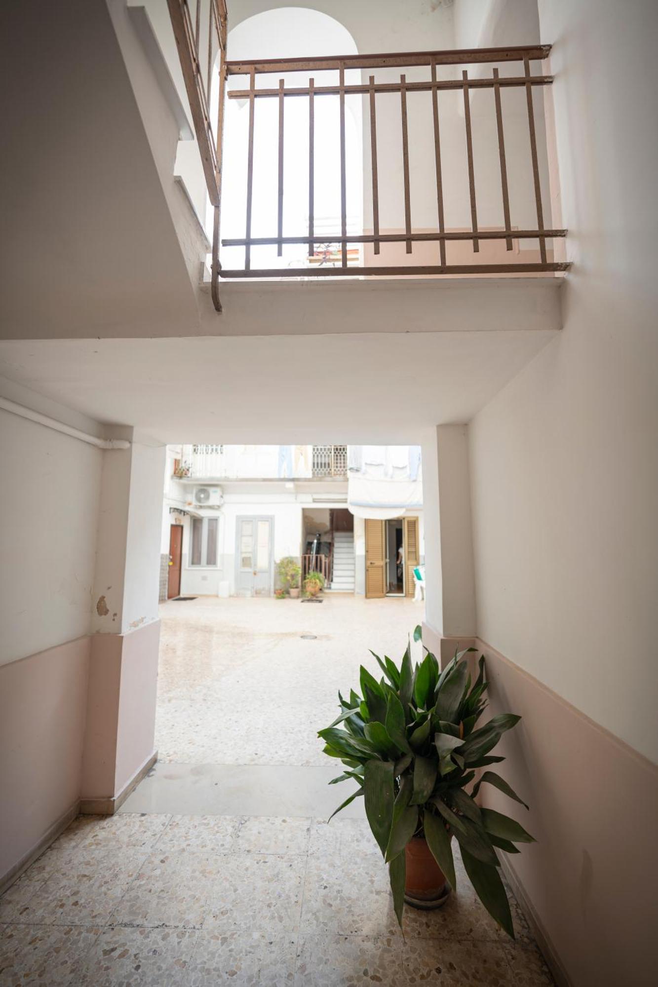 The Lighthouse Accommodation Taranto Eksteriør bilde