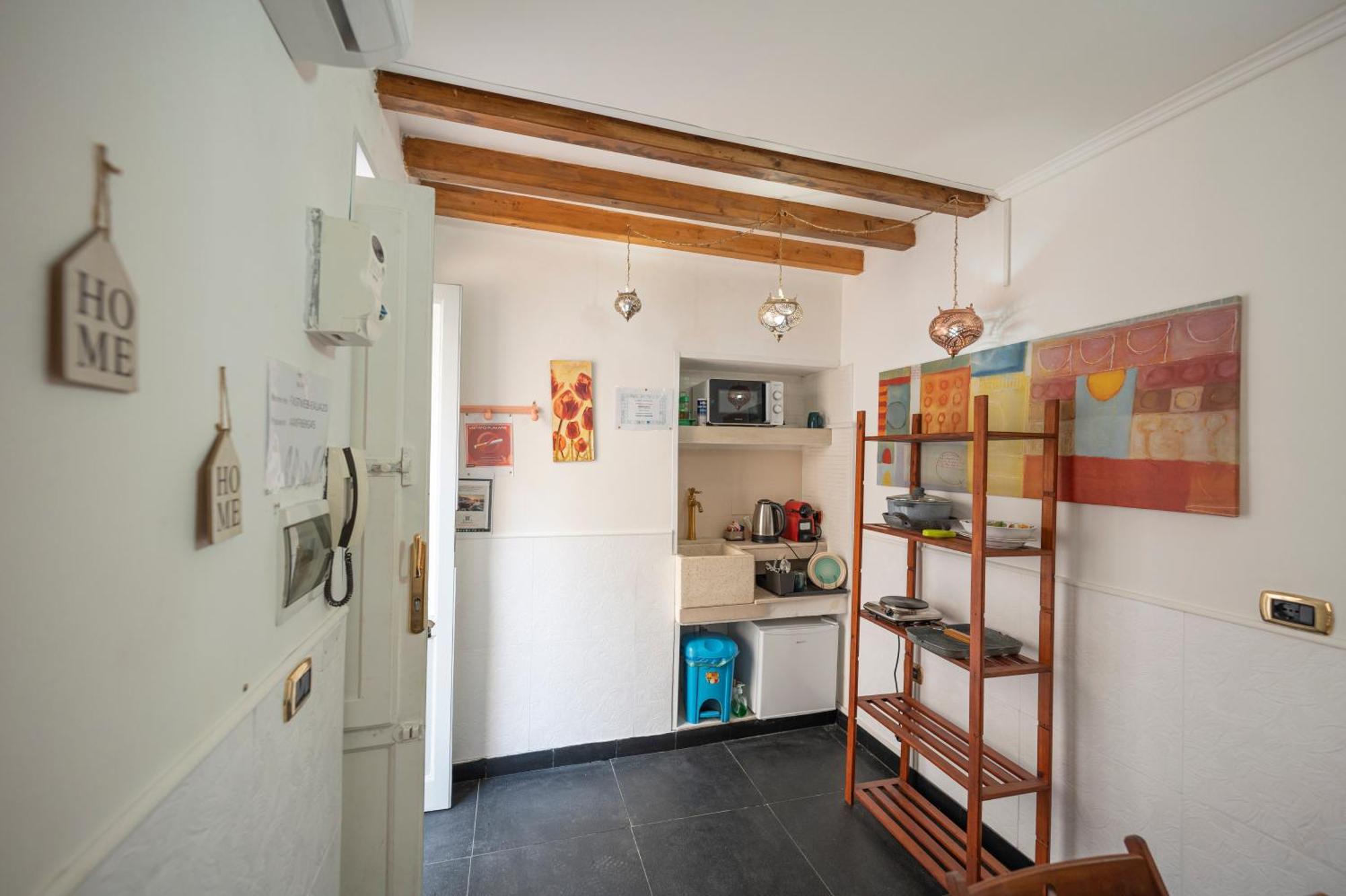 The Lighthouse Accommodation Taranto Eksteriør bilde